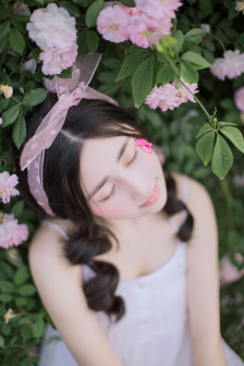 伯爵夫人三个女儿